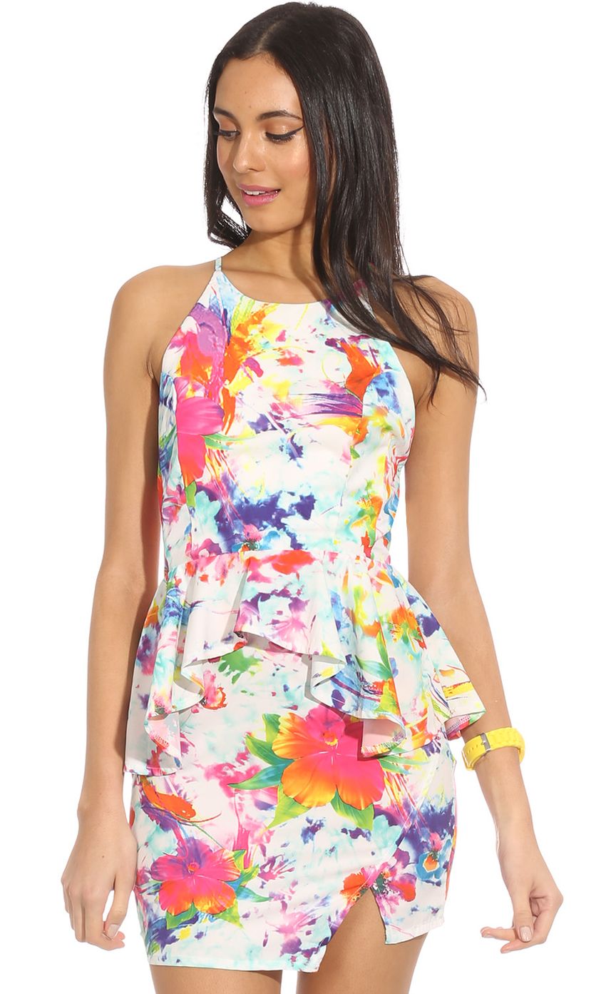 Picture FLORAL SPLASH DRESS. Source: https://media-img.lucyinthesky.com/data/Apr14_1/850xAUTO/0Y5A8580.JPG