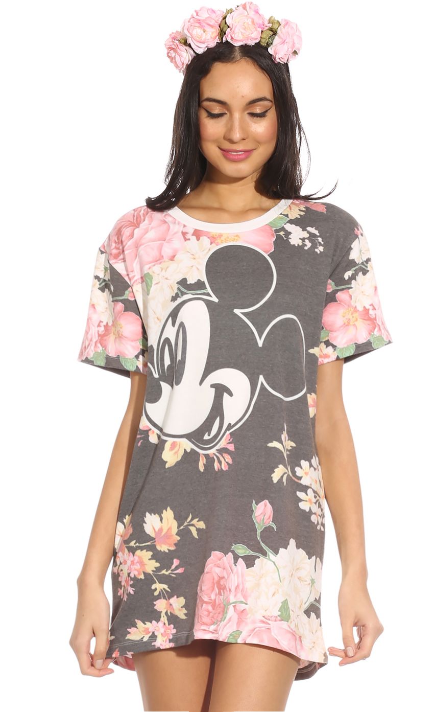 Picture PRETTY WITH MICKEY DRESS. Source: https://media-img.lucyinthesky.com/data/Apr14_1/850xAUTO/0Y5A9381SLIM.JPG