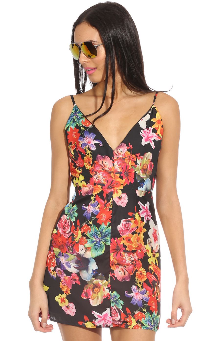 Picture HIGHER LOVE DRESS. Source: https://media-img.lucyinthesky.com/data/Apr14_2/850xAUTO/0Y5A0116.JPG