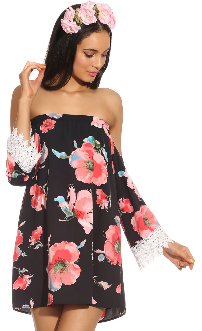 Picture BLOOMING ROMANCE DRESS. Source: https://media-img.lucyinthesky.com/data/Apr14_2/850xAUTO/0Y5A0791.JPG