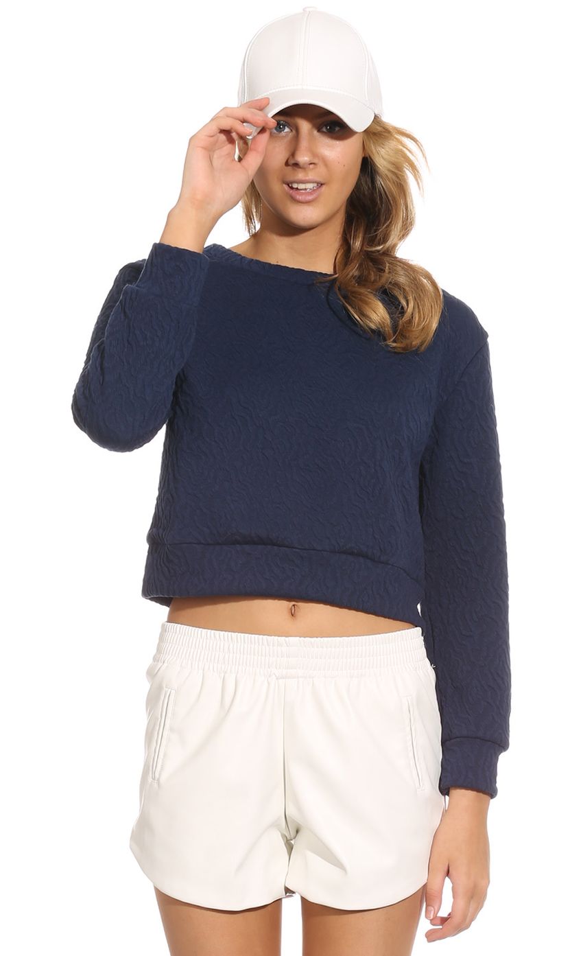 Picture TALK TO ME JUMPER. Source: https://media-img.lucyinthesky.com/data/Apr14_2/850xAUTO/0Y5A2037.JPG