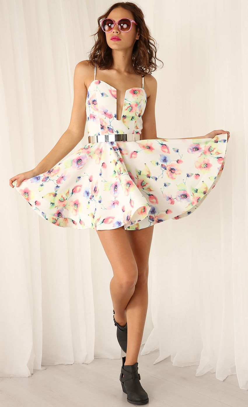 Picture Flirty Frilled Floral Print Dress. Source: https://media-img.lucyinthesky.com/data/Apr15_1/850xAUTO/0Y5A59441.JPG
