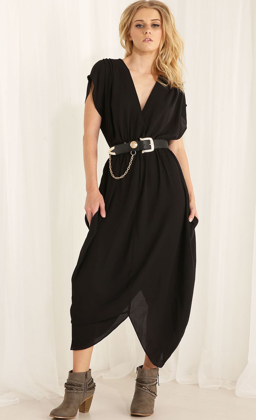 Picture Black Cropped Sleeve Jumpsuit. Source: https://media-img.lucyinthesky.com/data/Apr15_2/850xAUTO/0Y5A7541.JPG