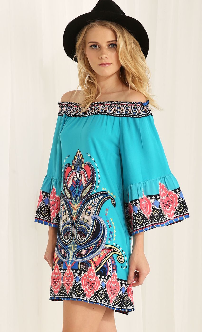 Picture Henna Inspired Dress. Source: https://media-img.lucyinthesky.com/data/Apr15_2/850xAUTO/0Y5A7660.JPG