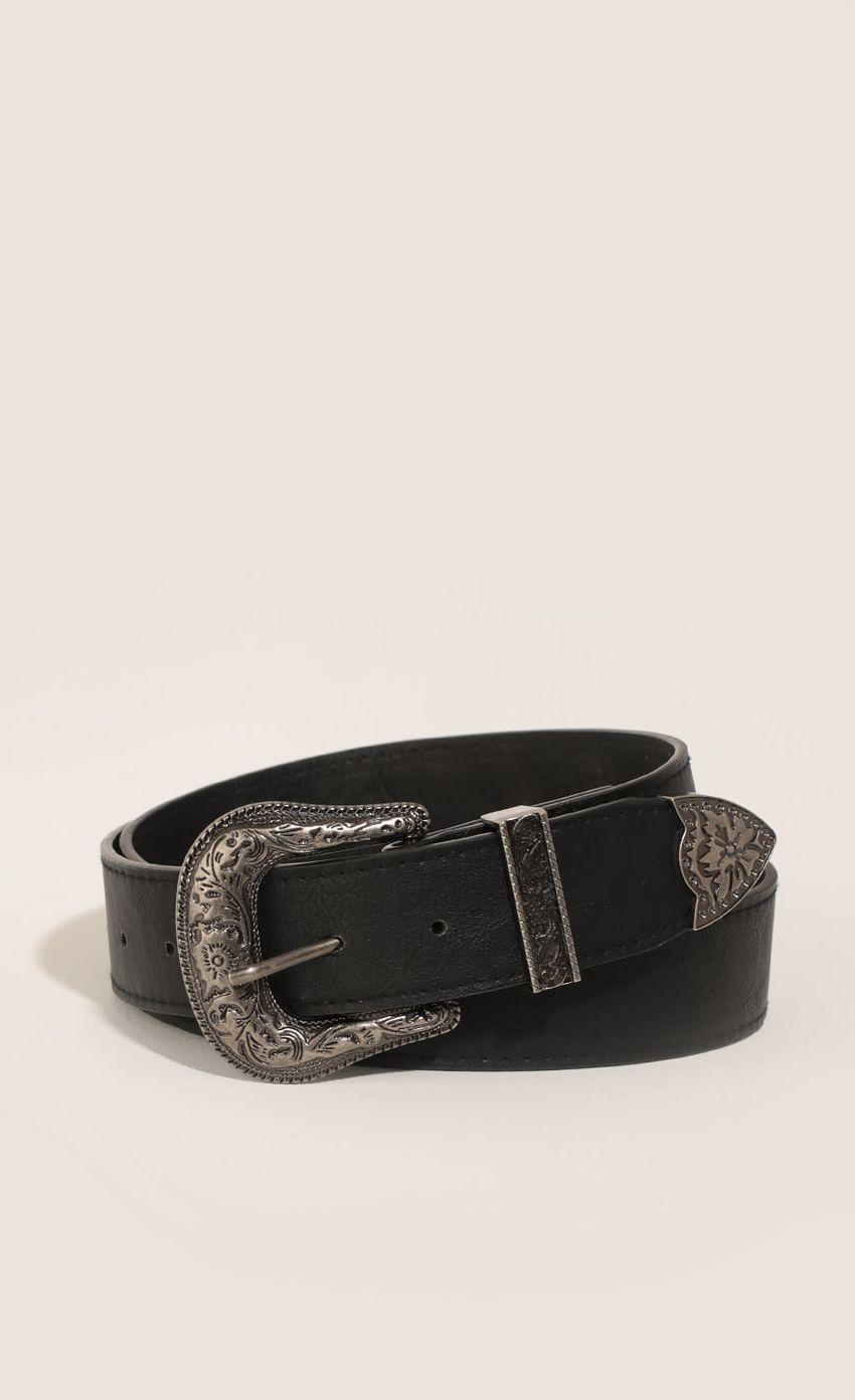 Picture Etched Design PU Leather Belt In Black And Silver. Source: https://media-img.lucyinthesky.com/data/Apr16_2/850xAUTO/0Y5A3360.JPG