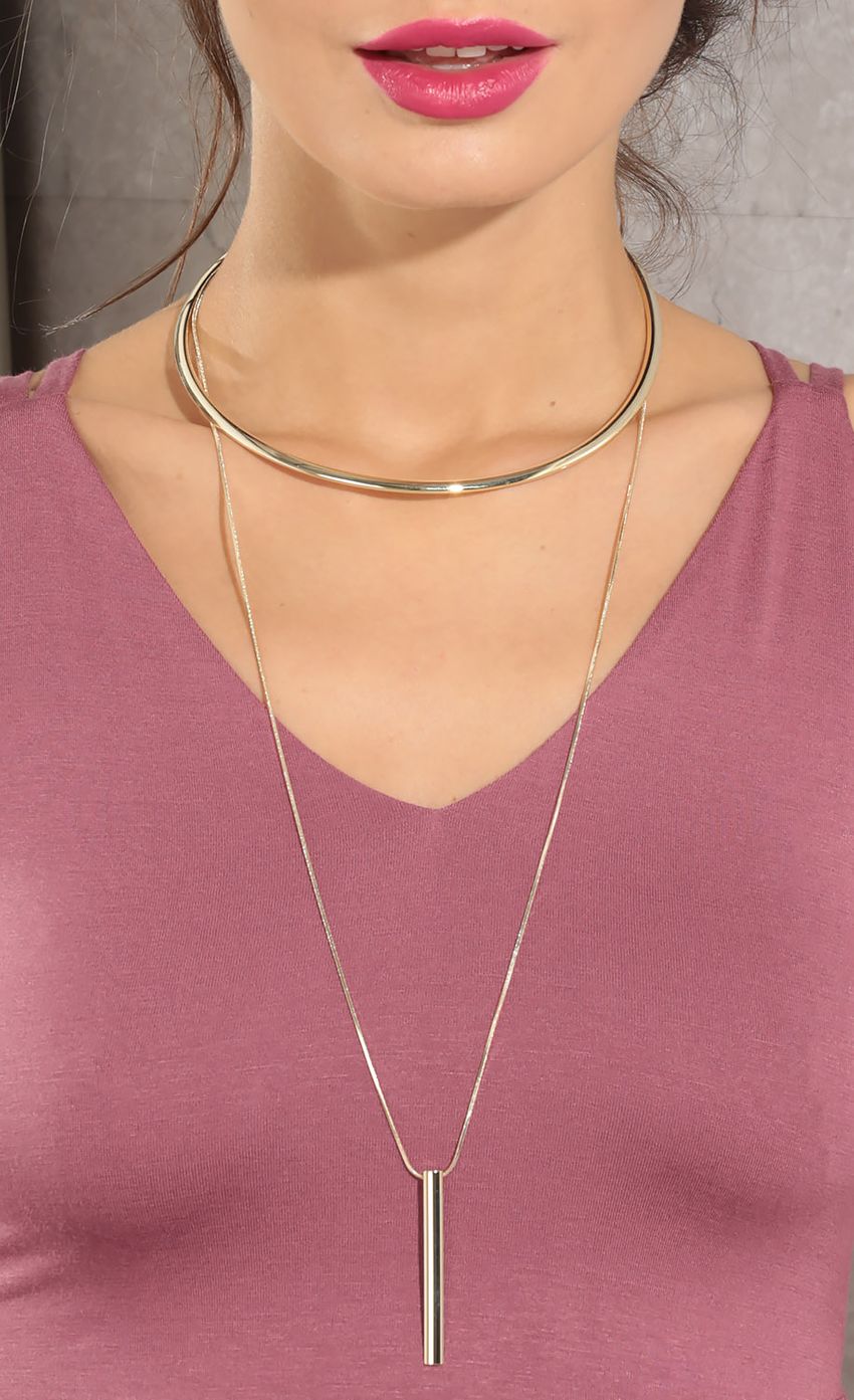 Picture Choker Chain Necklace In Gold. Source: https://media-img.lucyinthesky.com/data/Apr16_2/850xAUTO/0Y5A9817.JPG