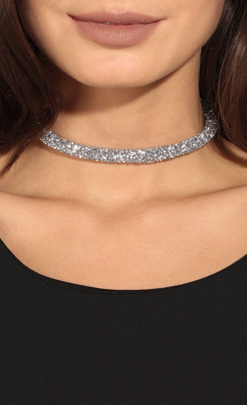 Picture Rhinestone Choker Necklace. Source: https://media-img.lucyinthesky.com/data/Apr17_1/850xAUTO/0Y5A5637.JPG