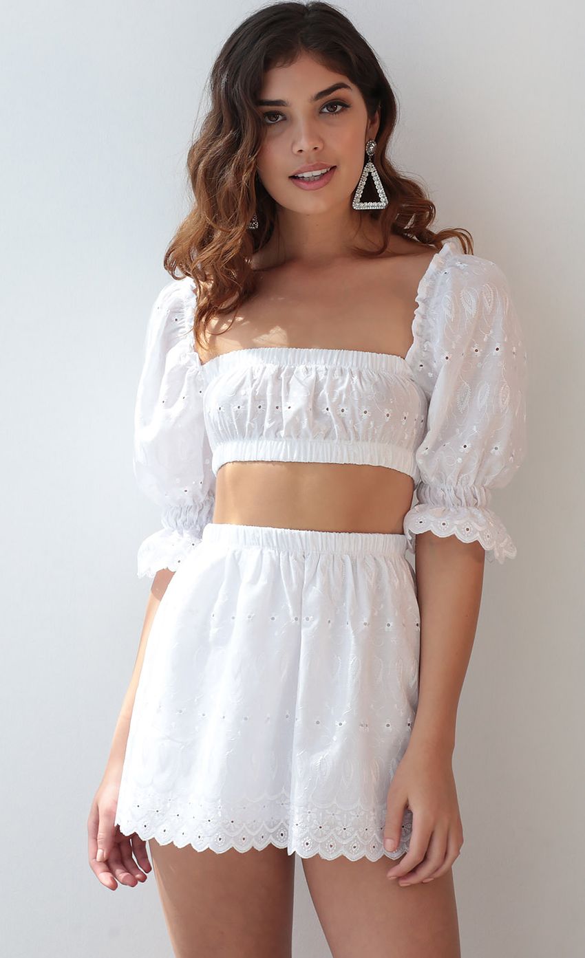 Picture Elsie Two Piece Set In White. Source: https://media-img.lucyinthesky.com/data/Apr18_1/850xAUTO/0Y5A7816.JPG