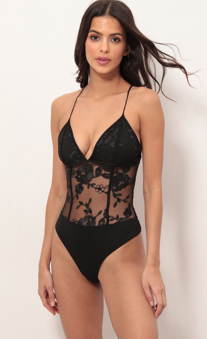Picture Loveable Lace Bodysuit in Black. Source: https://media-img.lucyinthesky.com/data/Apr19_1/850xAUTO/781A2137.JPG
