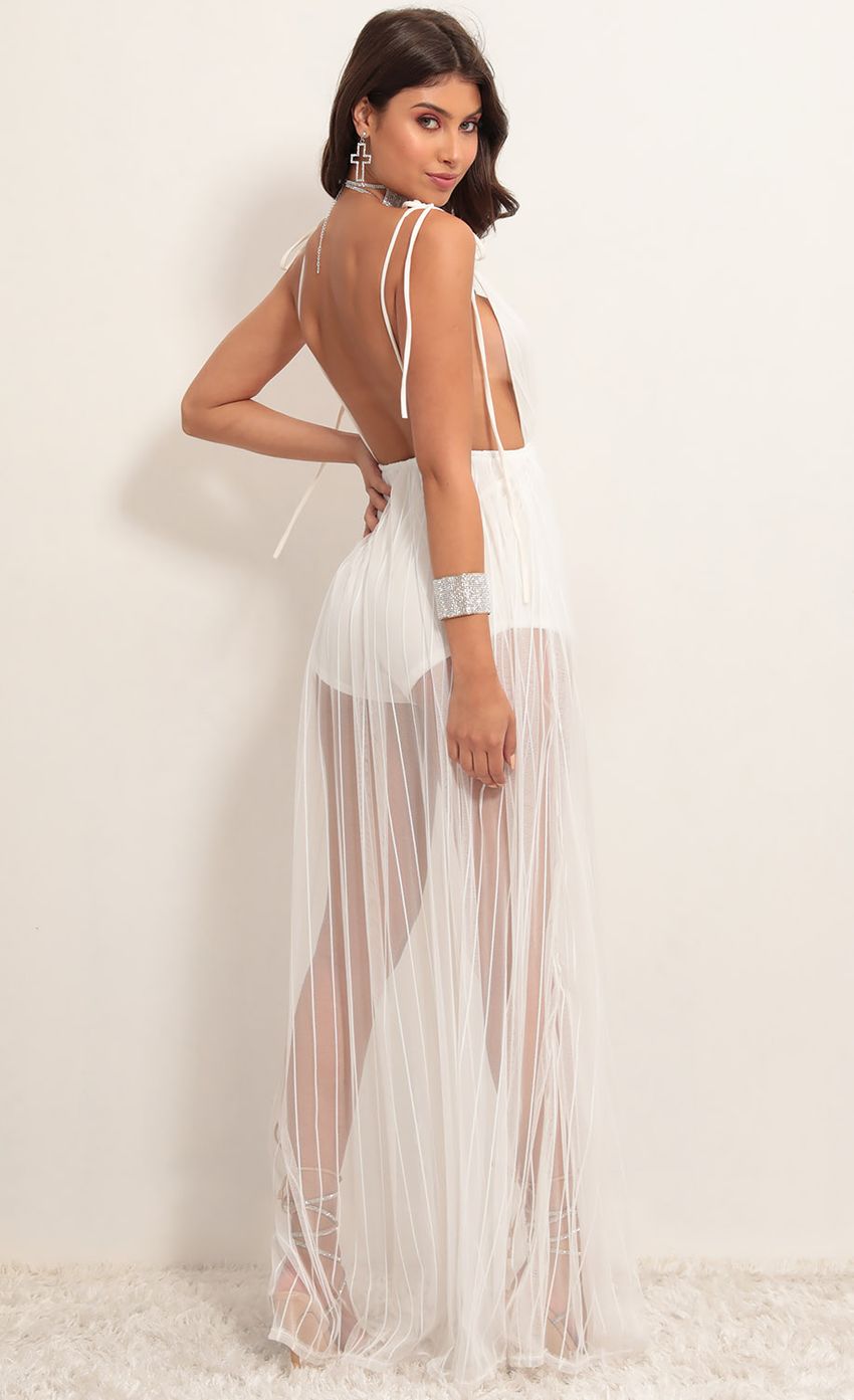 Picture Skylar Love Ties Maxi Dress in White Stripes. Source: https://media-img.lucyinthesky.com/data/Apr19_2/850xAUTO/781A3615.JPG