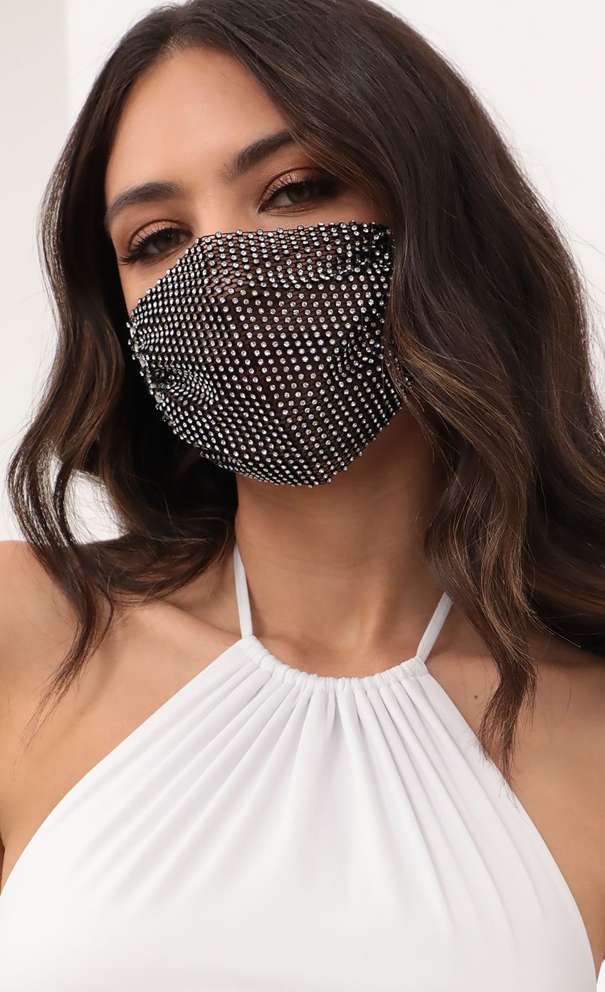 Picture Rhinestone Mesh Mask Cover in Black. Source: https://media-img.lucyinthesky.com/data/Apr21_1/850xAUTO/AT2A9085.JPG