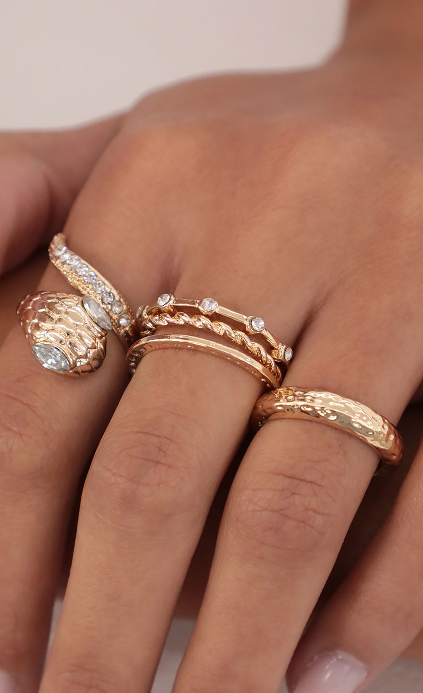 Picture Embellished Snake Ring Set. Source: https://media-img.lucyinthesky.com/data/Apr21_2/850xAUTO/AT2A9960.JPG