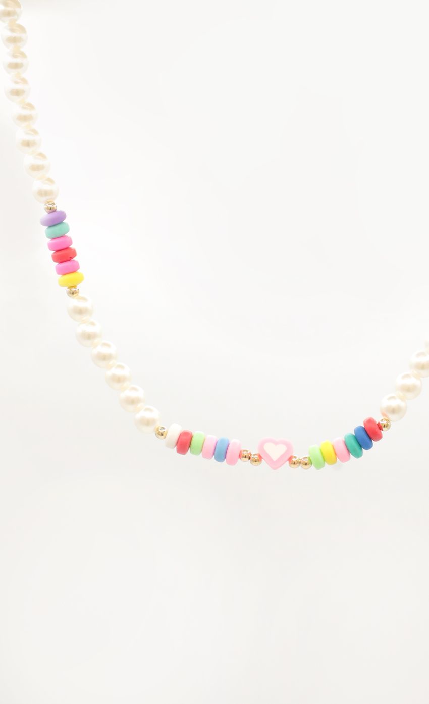 Picture Ocean Breeze Necklace in White Multi. Source: https://media-img.lucyinthesky.com/data/Apr22_2/850xAUTO/1J7A2016-21.JPG