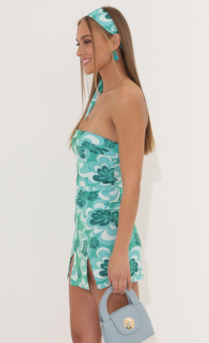 Picture Bodycon Dress in Green Print. Source: https://media-img.lucyinthesky.com/data/Apr22_2/850xAUTO/1V9A3831.JPG