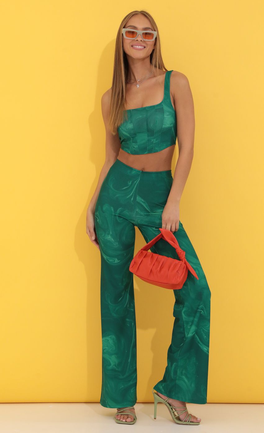 Picture Zenni Two Piece Set in Green Swirl Multi. Source: https://media-img.lucyinthesky.com/data/Apr22_2/850xAUTO/1V9A4279.JPG