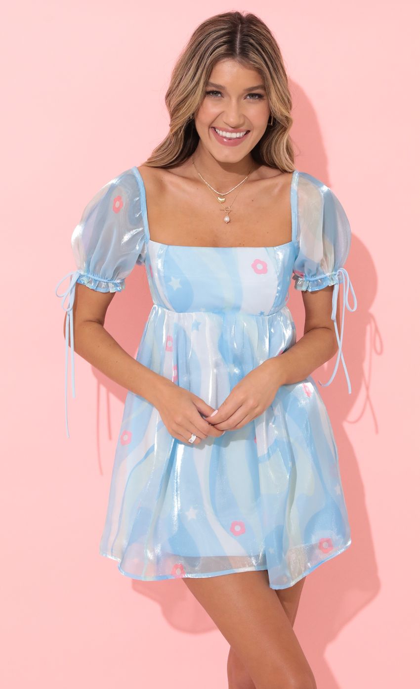 Picture Emerson Baby Doll Dress in Blue Floral Organza. Source: https://media-img.lucyinthesky.com/data/Apr22_2/850xAUTO/1V9A8478.JPG
