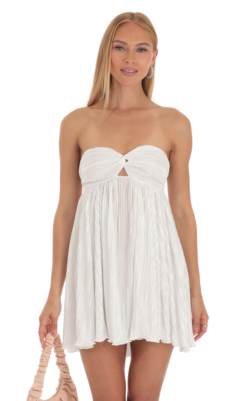 Picture Pleated Strapless Dress in White. Source: https://media-img.lucyinthesky.com/data/Apr23/850xAUTO/0c9374a0-8ff9-4786-b83d-5015db0015d5.jpg