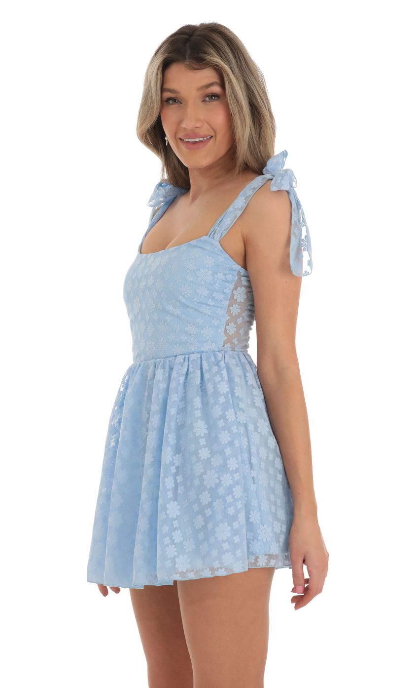 Picture Floral Dress in Blue. Source: https://media-img.lucyinthesky.com/data/Apr23/850xAUTO/1275d20e-c9b1-4cad-83f9-1293ced50393.jpg