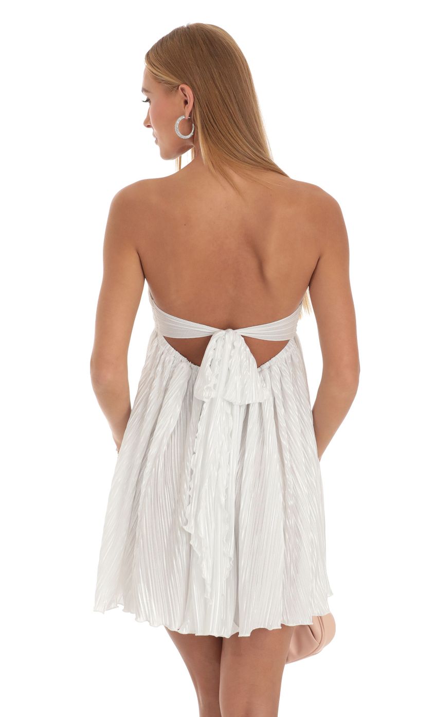Picture Pleated Strapless Dress in White. Source: https://media-img.lucyinthesky.com/data/Apr23/850xAUTO/7e1da770-7d2c-48bb-8302-6048bb30e079.jpg