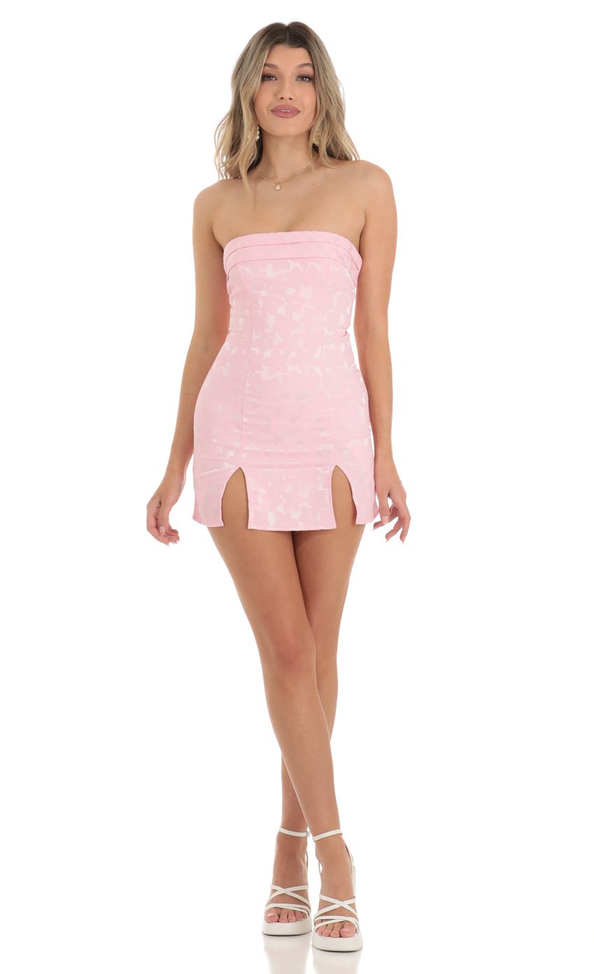 Picture Jacquard Bodycon Dress in Pink. Source: https://media-img.lucyinthesky.com/data/Apr23/850xAUTO/8a4619ba-00bc-4709-b42d-7659485b2aae.jpg