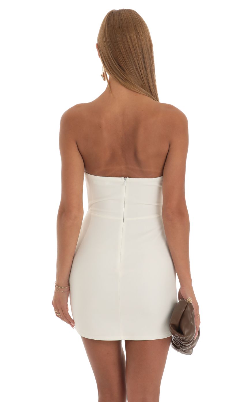 Picture Strapless Corset Dress in White. Source: https://media-img.lucyinthesky.com/data/Apr23/850xAUTO/be83a5b7-9e0b-4e4b-90ba-d558a9e5a6ff.jpg