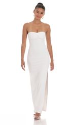 Picture Strapless Bodycon Maxi Dress in White. Source: https://media-img.lucyinthesky.com/data/Apr24/150xAUTO/44f695e5-aece-4cf1-9432-16f29a26f1a8.jpg