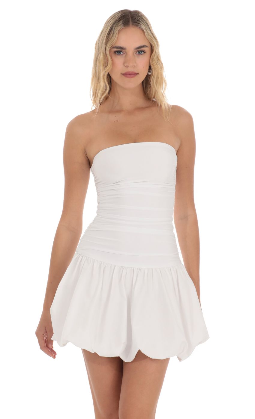 Picture Strapless Bubble Dress in White. Source: https://media-img.lucyinthesky.com/data/Apr24/850xAUTO/6fd9aef5-55a2-43c1-b6ae-47c36e701b49.jpg