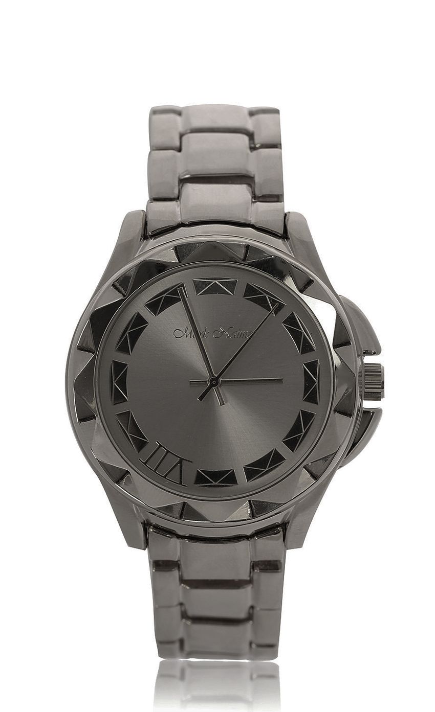 Picture DARK DESIRES WATCH. Source: https://media-img.lucyinthesky.com/data/Aug14_2/850xAUTO/0Y5A9452.JPG