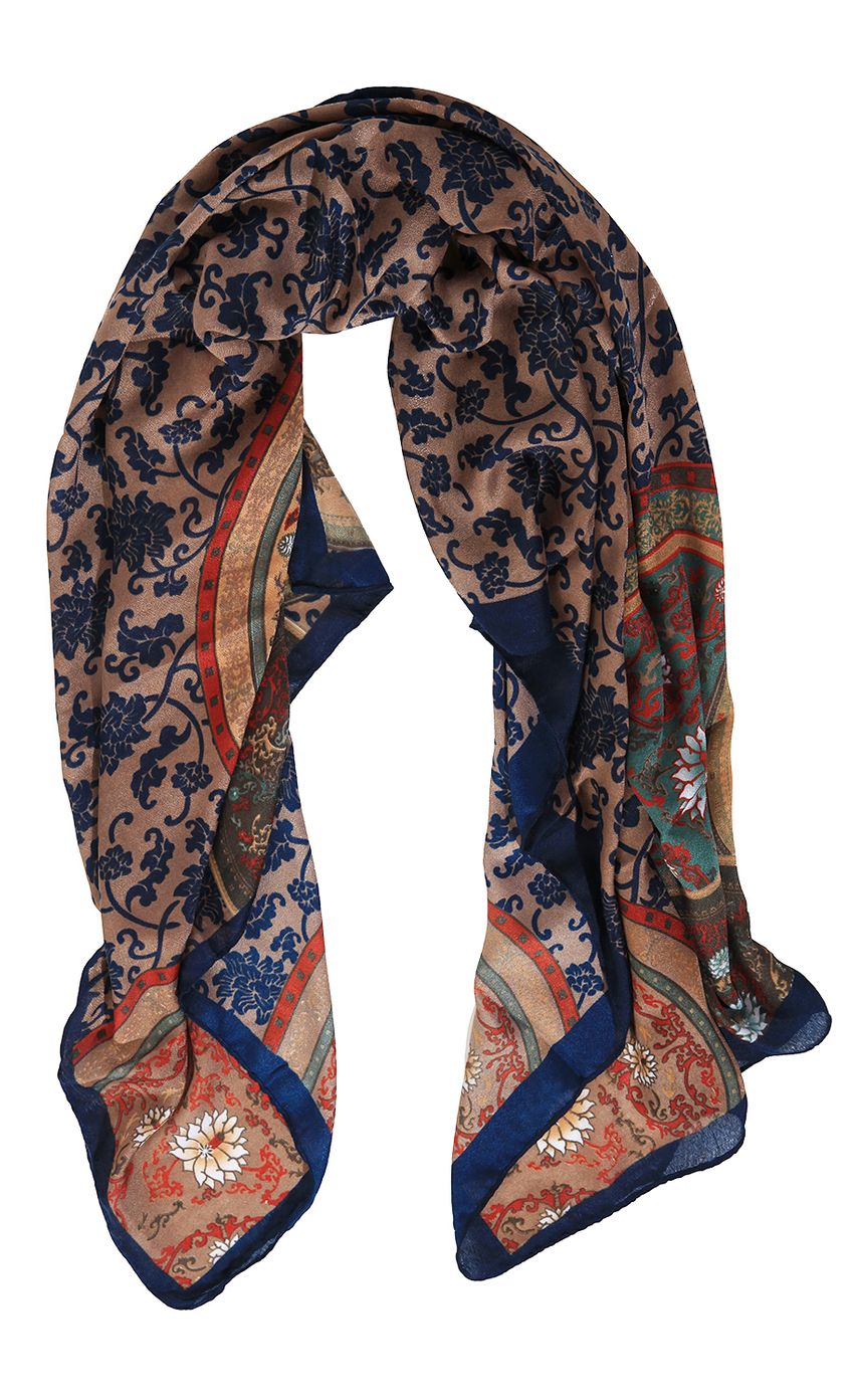 Picture DAYTIME DREAMING SCARF. Source: https://media-img.lucyinthesky.com/data/Aug14_2/850xAUTO/IMG_1539.JPG