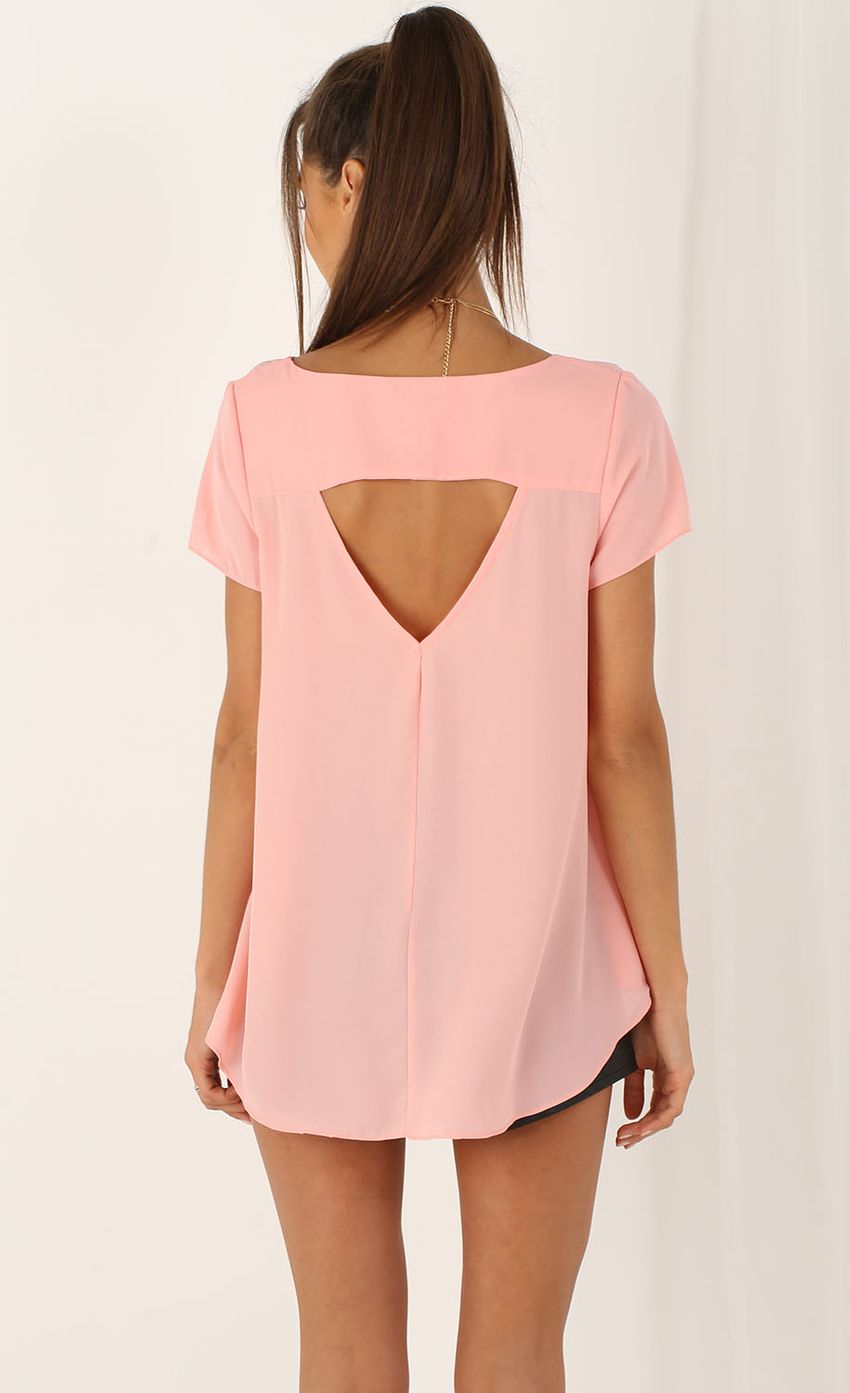 Picture Cutout Tee in Pink. Source: https://media-img.lucyinthesky.com/data/Aug15_1/850xAUTO/0Y5A2484.JPG