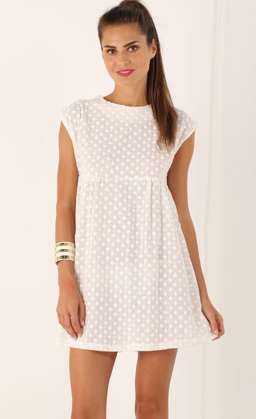 Picture Spotted Empire Waist Dress In White. Source: https://media-img.lucyinthesky.com/data/Aug15_1/850xAUTO/0Y5A2729.JPG