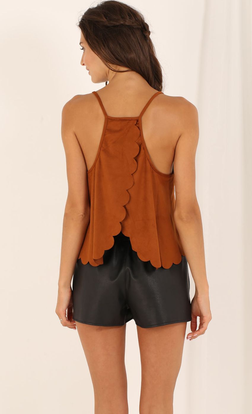 Picture Scalloped Hem Tank Top in Brown. Source: https://media-img.lucyinthesky.com/data/Aug15_2/850xAUTO/0Y5A0644.JPG