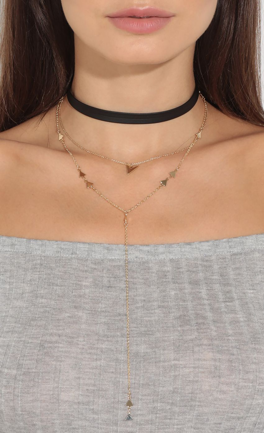 Picture Geometric Chain And Cord Necklace. Source: https://media-img.lucyinthesky.com/data/Aug16_2/850xAUTO/0Y5A3888.JPG