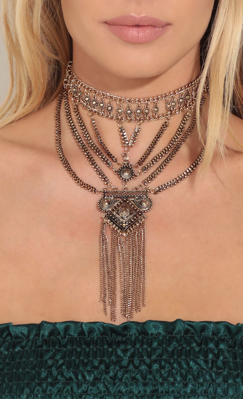 Picture Braided Chain Statement Choker In Rustic Gold. Source: https://media-img.lucyinthesky.com/data/Aug16_2/850xAUTO/0Y5A6653.JPG