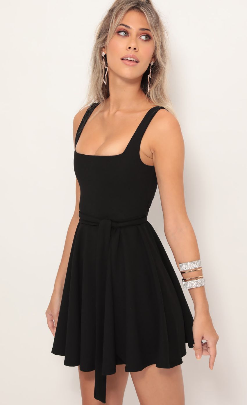 Picture A-line Dress in Black. Source: https://media-img.lucyinthesky.com/data/Aug19_1/850xAUTO/781A5171.JPG
