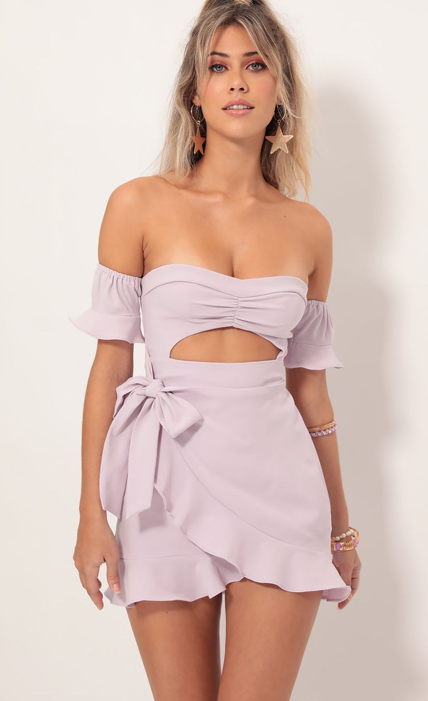 Picture Melrose Off The Shoulder Wrap Dress in Lilac. Source: https://media-img.lucyinthesky.com/data/Aug19_1/850xAUTO/781A5338.JPG