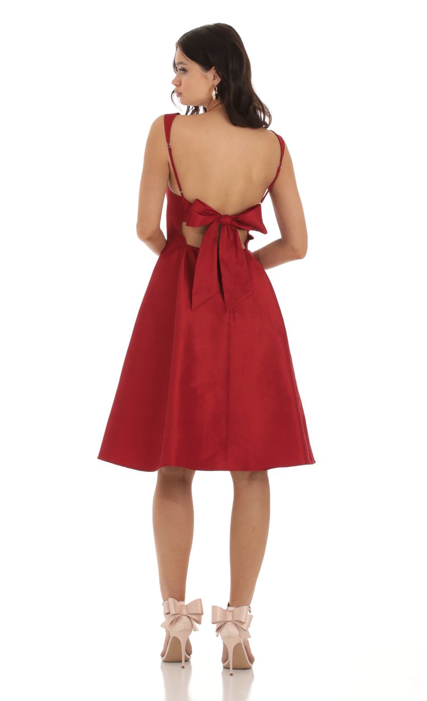 Picture Flare Midi Dress in Red. Source: https://media-img.lucyinthesky.com/data/Aug23/850xAUTO/5549d561-9274-4beb-af3a-74c814a6119f.jpg