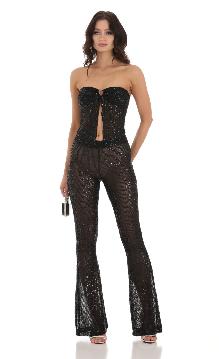 Picture Amiya Sequin Two Piece Set in Black. Source: https://media-img.lucyinthesky.com/data/Aug23/850xAUTO/96234b49-e04e-4ec9-9223-0eb24588823d.jpg