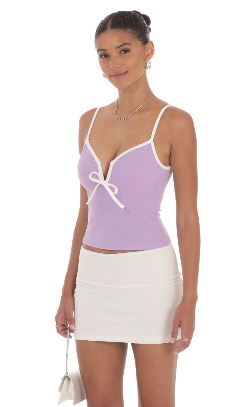 Picture Outline Front Tie Top in Lilac. Source: https://media-img.lucyinthesky.com/data/Aug24/850xAUTO/1c7e2efe-380c-41a0-a445-d41ed4f96bc5.jpg