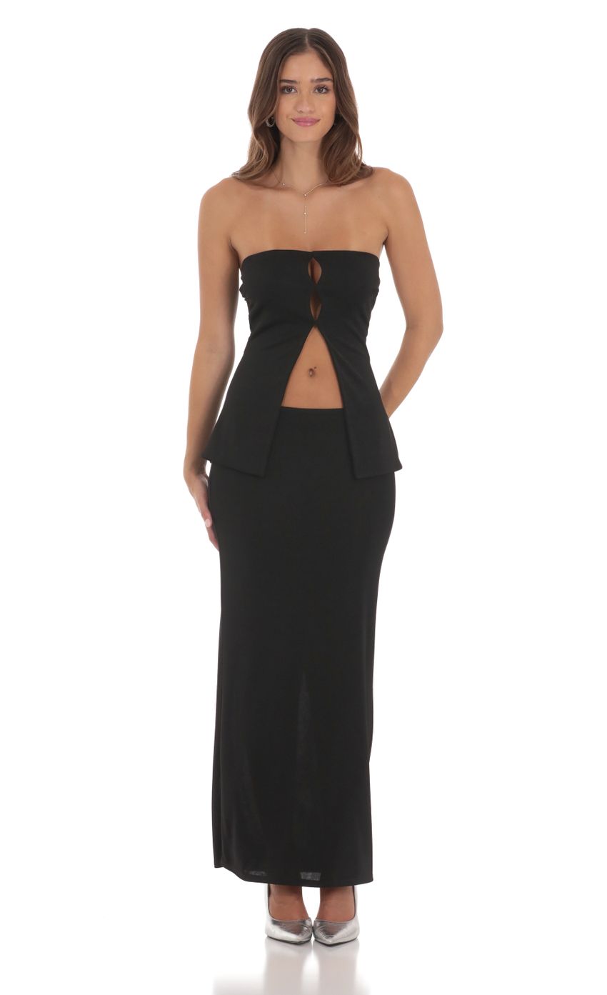 Picture Strapless Cutout Two Piece Set in Black. Source: https://media-img.lucyinthesky.com/data/Aug24/850xAUTO/295f1883-48d1-4dce-9136-60184bfaf8c5.jpg