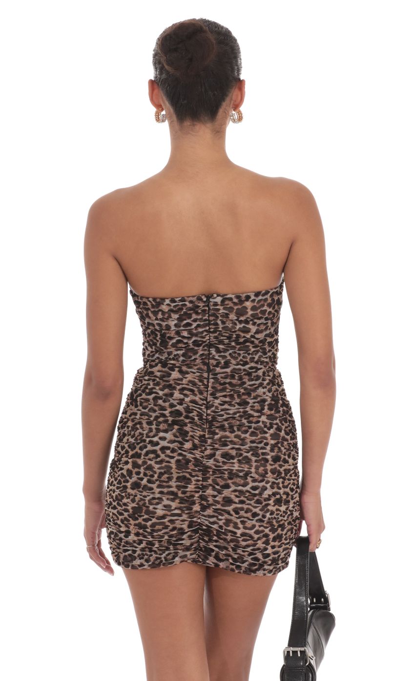 Picture Mesh Corset in Cheetah Print. Source: https://media-img.lucyinthesky.com/data/Aug24/850xAUTO/7d412e79-dbac-475c-bdf7-7e8146af6c58.jpg