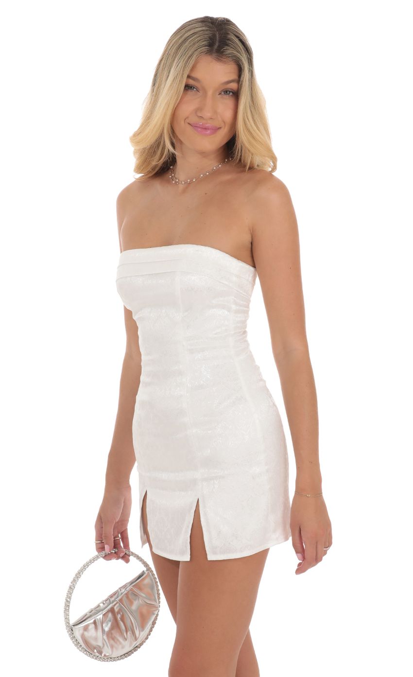 Picture Jacquard Bodycon Dress in White. Source: https://media-img.lucyinthesky.com/data/Aug24/850xAUTO/abfec7bc-9a68-4eed-a1fe-1595ca553dbc.jpg