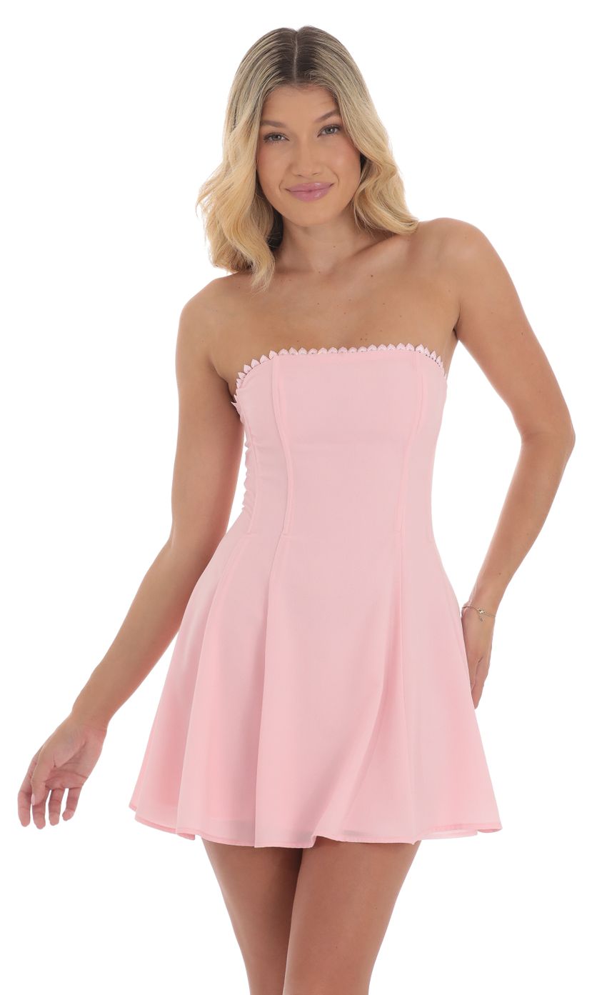 Picture Heart Trim Strapless A-line Dress in Pink. Source: https://media-img.lucyinthesky.com/data/Aug24/850xAUTO/de1c6d5f-48b4-4567-b96e-53e955c37b7d.jpg