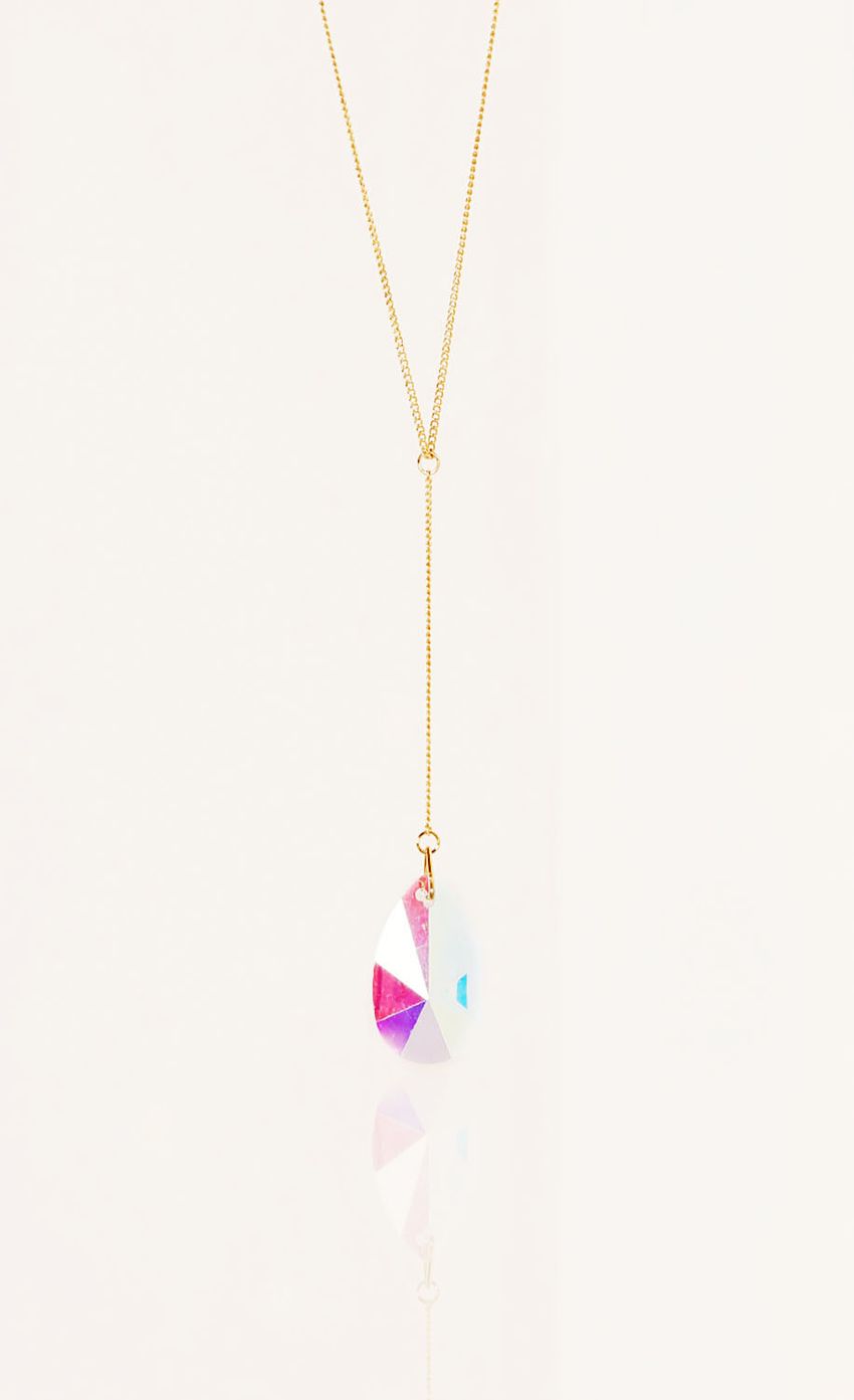 Picture LET IT DROP NECKLACE. Source: https://media-img.lucyinthesky.com/data/Dec14_2/850xAUTO/0Y5A7492.JPG