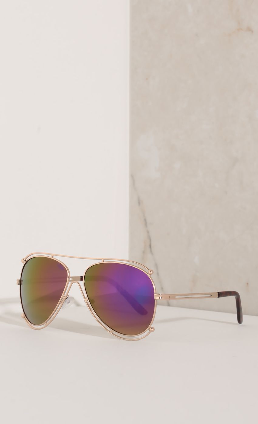 Picture Aviator Sunglasses In Purple. Source: https://media-img.lucyinthesky.com/data/Dec15_1/850xAUTO/0Y5A7143.JPG