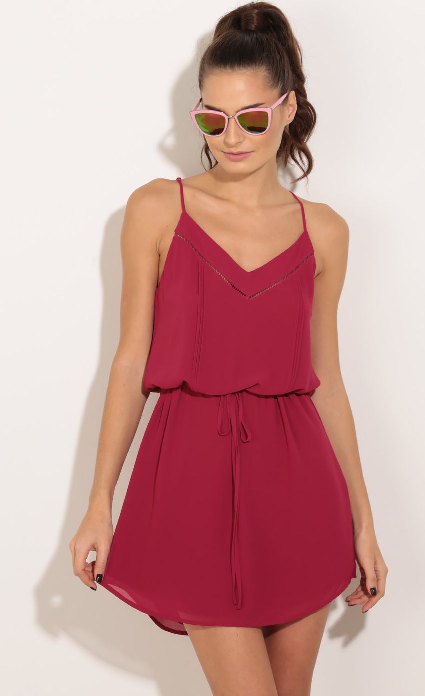 Picture Chiffon Waist Tie Dress In Cranberry. Source: https://media-img.lucyinthesky.com/data/Dec15_2/850xAUTO/0Y5A5082.JPG