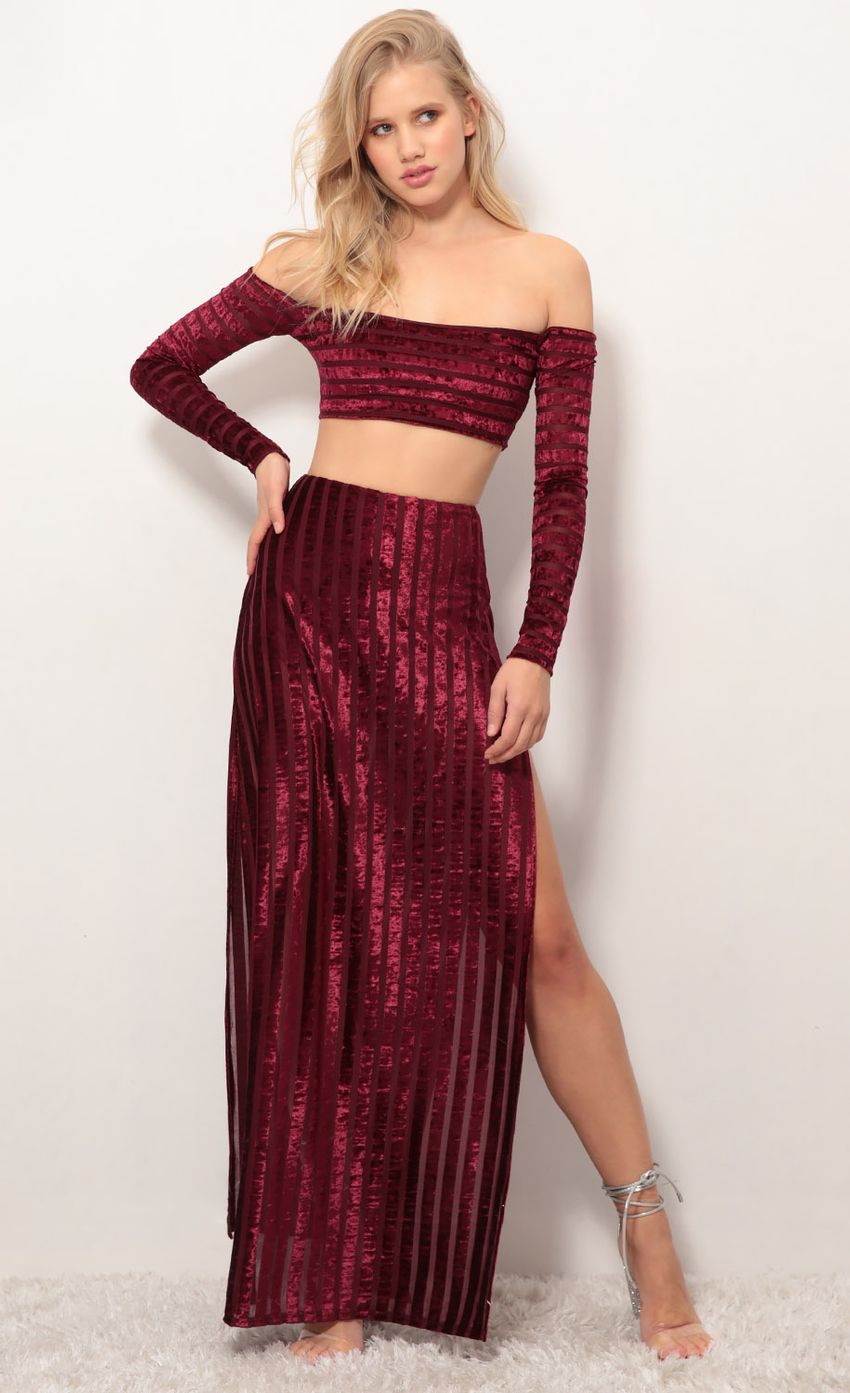 Picture Milan Maxi Set in Wine Velvet Stripes. Source: https://media-img.lucyinthesky.com/data/Dec18_1/850xAUTO/0Y5A6280.JPG