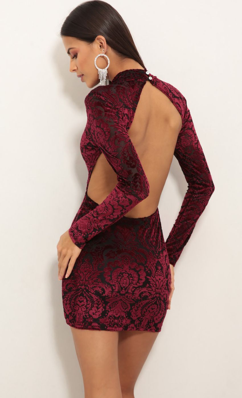 Picture Chloe Open Back Dress in Burgundy. Source: https://media-img.lucyinthesky.com/data/Dec18_2/850xAUTO/0Y5A7674S.JPG