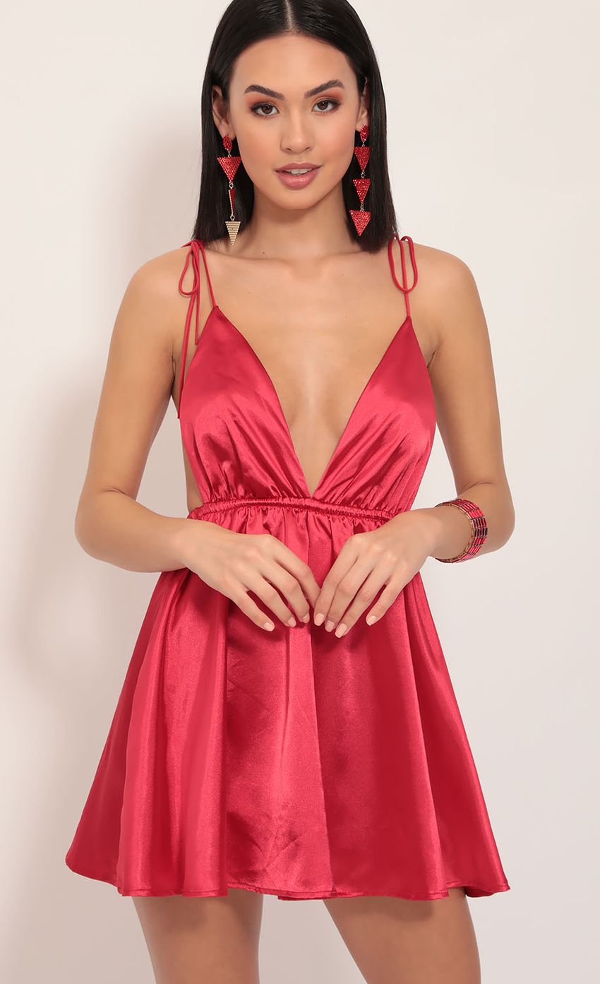 Picture Skye Shoulder Tie Dress in Red. Source: https://media-img.lucyinthesky.com/data/Dec19_1/850xAUTO/781A1399.JPG