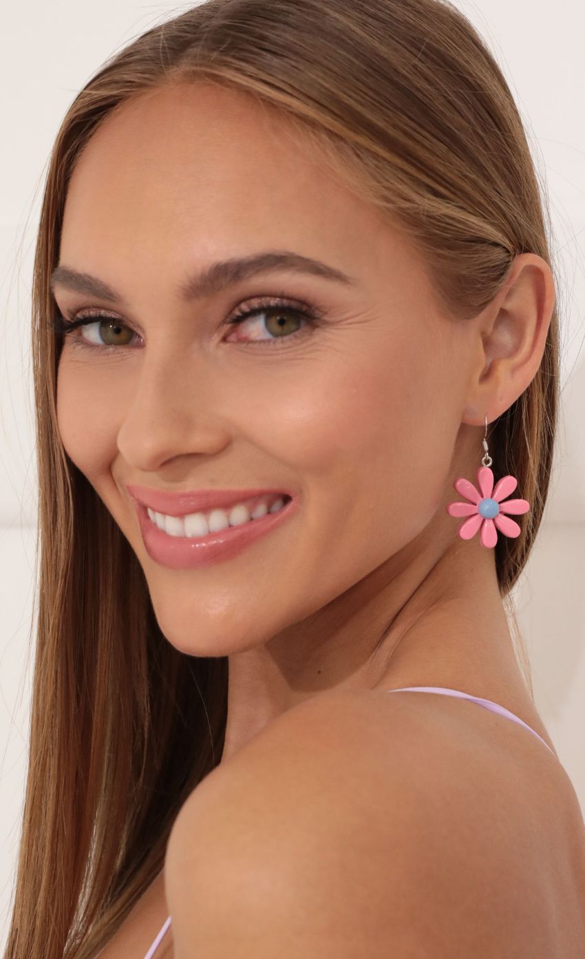 Picture Nectar Of the Gods Earring in Pink. Source: https://media-img.lucyinthesky.com/data/Dec21_2/850xAUTO/1V9A5878.JPG